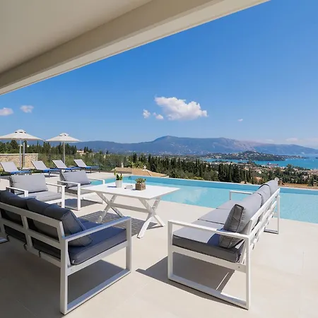 Antonis Βίλα Kokkínion