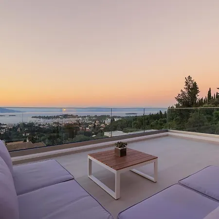 Antonis * Kokkínion